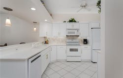 6700 Beach Resort Dr, NAPLES, FL 34114
