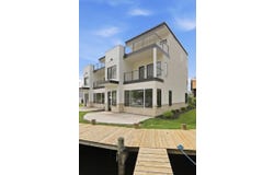 1 N Bailey Avenue, South Haven, MI 49090