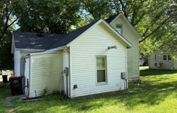 304 W Monroe St, Mount Ayr, IA 50854