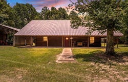 245 Private Road 8368, Spurger, TX 77660