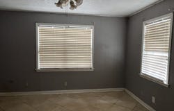 211 E Alamo, Carrizo Springs, TX 78834