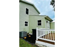 505 E Des Moines Street, Brooklyn, IA 52211