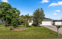 3137 SE 8th Pl, CAPE CORAL, FL 33904
