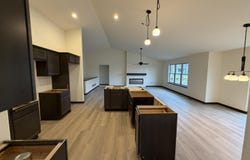 1236 Wild Rye Ln, Oconomowoc, WI 53066