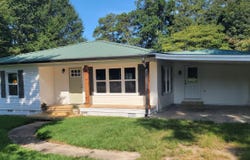 1477 S 100 Highway, Bowdon, GA 30108