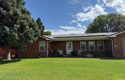 1309 PIEDMONT Dr, Clovis, NM 88101