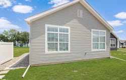 10850 E Bayshore Rd Cardinal, Marblehead, OH 43440