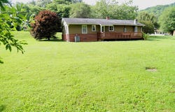 387 Scotts Creek Rd, Sylva, NC 28779