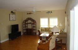 132 1st Ave E, Horseshoe Beach, FL 32648