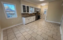 450 Cole Street, Corpus Christi, TX 78404