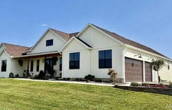 4335 Windward, Palmyra, MO 63461