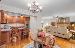 1529 Autumn Leaf Drive, Ballwin, MO 63021