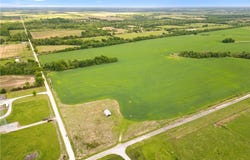 49 NW 100th Road, Sheldon, MO 64784