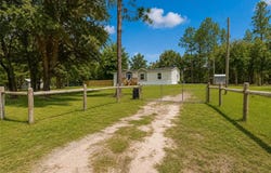 13711 NE 8TH Street, WILLISTON, FL 32696