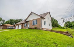 210 Vicki Lynn Lane, St Robert, MO 65584