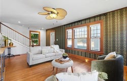 200 SW Madison Street, Lee's Summit, MO 64063