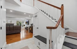 15 Constitution Drive, Glenmont, NY 12077