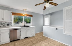 5 Oak Drive, St Peters, MO 63376