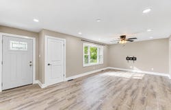 922 Hayes Street, Crown Point, IN 46307