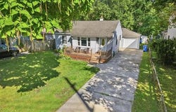 8114 Locklin Lane, Commerce Twp, MI 48382