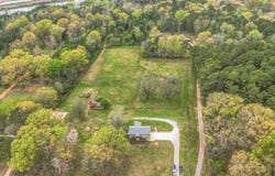 5785 EASTERN VALLEY ROAD, MCCALLA, AL 35111