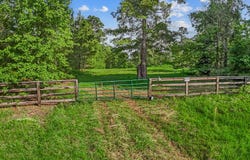 7807 County Road 447, Bronson, TX 75931