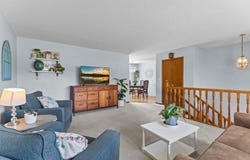 2162 Maple Lane E, Maplewood, MN 55109