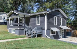 202 Bayless Ave, Florence, AL 35630