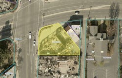 912 E Altadena Dr, Altadena, CA 91001