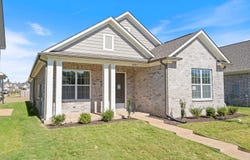 10254 LOUANNE Dr, Collierville, TN 38017