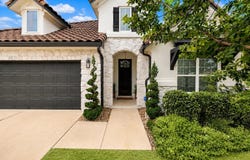 19618 Summit Glory Trl, Spicewood, TX 78669