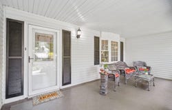 20 Spaulding Ln, Stony Brook, NY 11790
