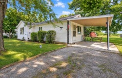 7653 Washington St., Flat Rock, OH 44828