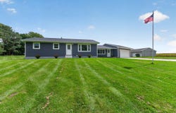 4287 E Race Road, Leslie, MI 49251
