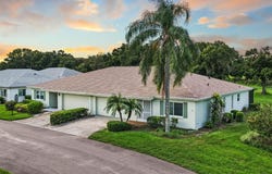 2209 HARTLEBURY Way, SUN CITY CENTER, FL 33573