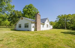 Canyon Road, Ozark, MO 65721