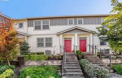 884 N 18TH Ave, Cornelius, OR 97113