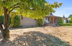 940 JOHNSON St, Woodburn, OR 97071