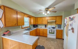1324 Sunset Drive, Hampton, IA 50441