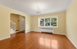 33 Michael Lane, New Hyde Park, NY 11040