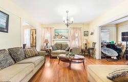 312 E 1St Ave, Roselle Boro, NJ 07203-1304
