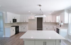 7 CHRISTOPHER WAY, ANNISTON, AL 36207