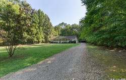 124 Lakeview Drive, Bracey, VA 23919