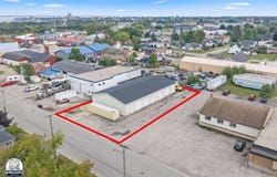 1807 7TH AVE N, Escanaba, MI 49829