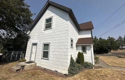 610/612 S I, Colfax, WA 99111