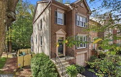 6352 TISBURY Drive, BURKE, VA 22015