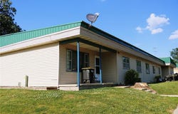 905 E 5th Street, Blue Earth, MN 56013