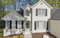 3760 Mountain Cove Road, Snellville, GA 30039