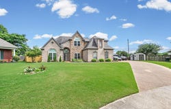 4830 MAGGIE OAKS Cv, Bartlett, TN 38135