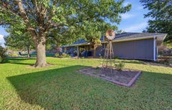 3720 SE 27th TER, Topeka, KS 66605